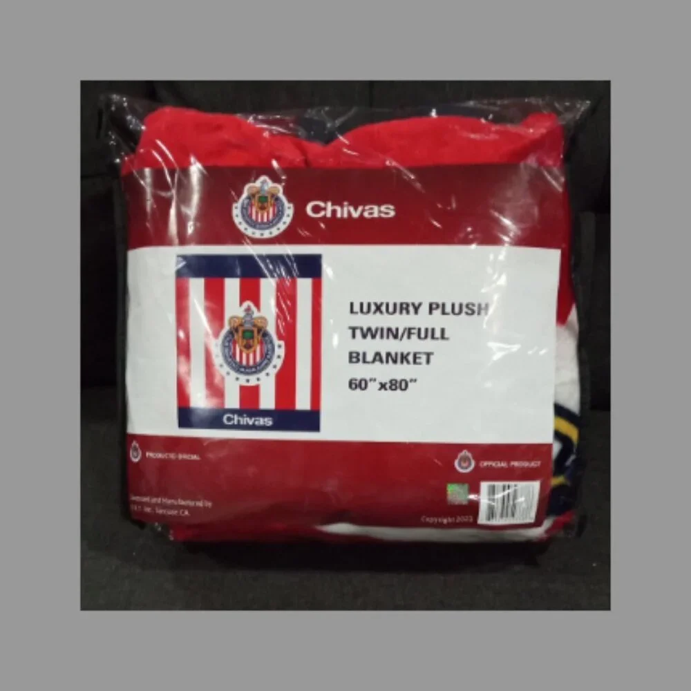 Official Mexico fútbol(Soccer) CHIVAS Luxury Plush Blanket (Last One)